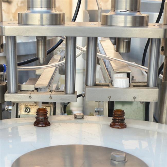 Ελάχιστη μηχανή πλήρωσης αιθέριου ελαίου για γυάλινη φιάλη των 30 ml